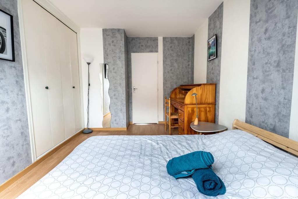 Duplex Cosy Et Contemporain Avec Parking Prive Apartment Amiens Luaran gambar